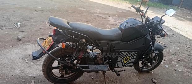 Motorcycle 2024 Black - thumbnail 3
