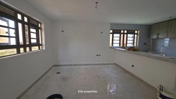 Mini Flat in Kinoo_87 for rent