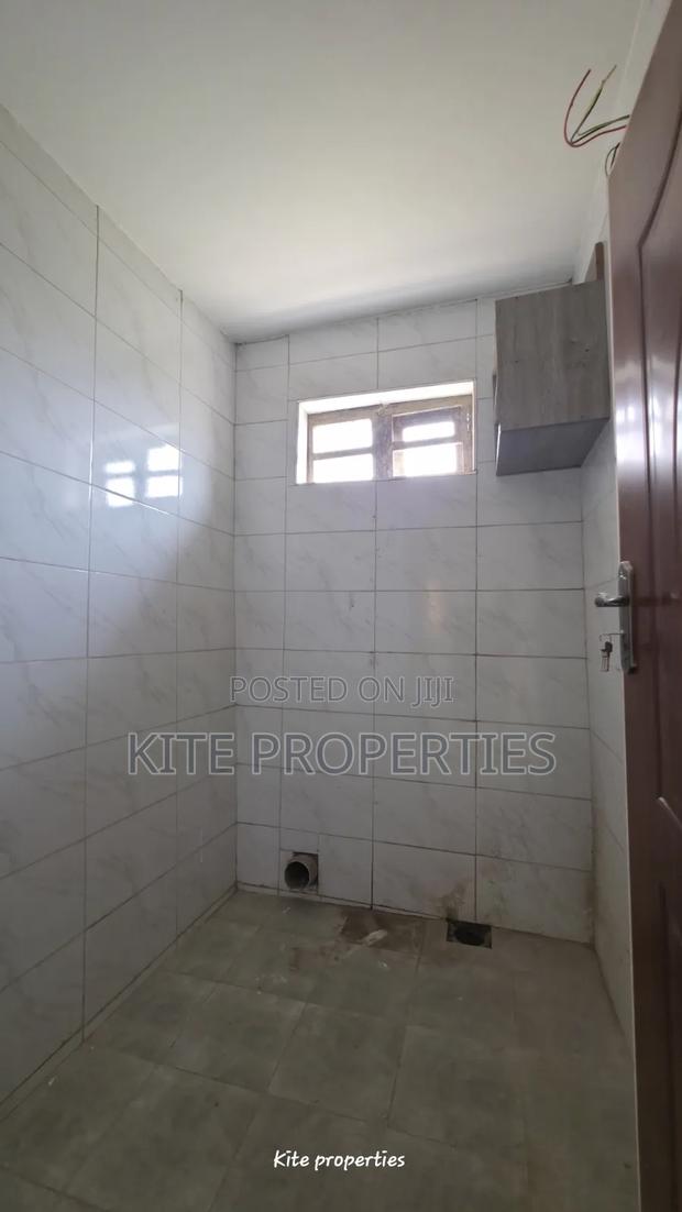 Mini Flat in Kinoo_87 for rent - thumbnail 11