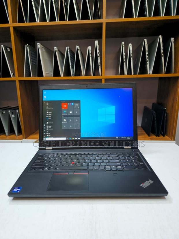 Laptop Lenovo ThinkPad P15s 16GB Intel Core i9 SSD 512GB