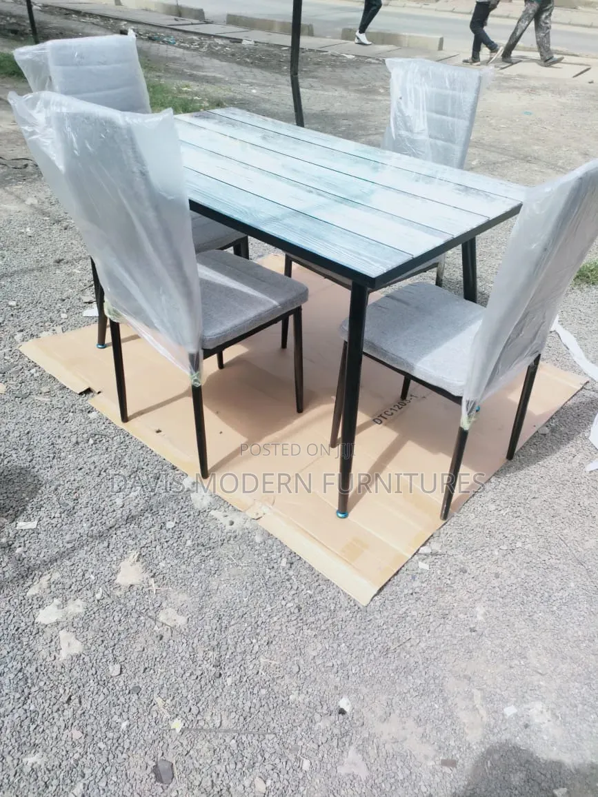 4-Seater Dinning Set
