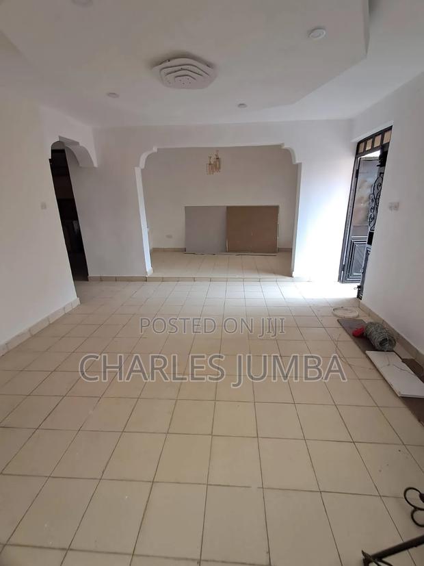 4bdrm Maisonette in Katani Rd for rent - thumbnail 2