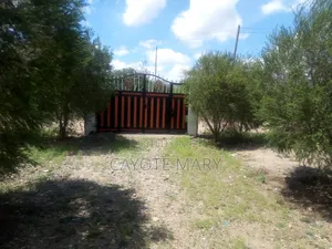 Property at Kinanie With Ready Title Deed.