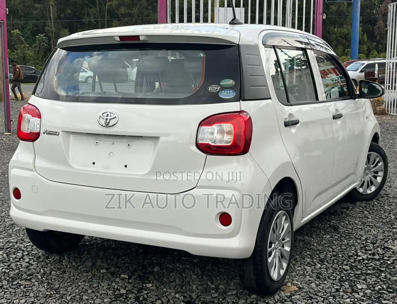 Toyota Passo 2018 White
