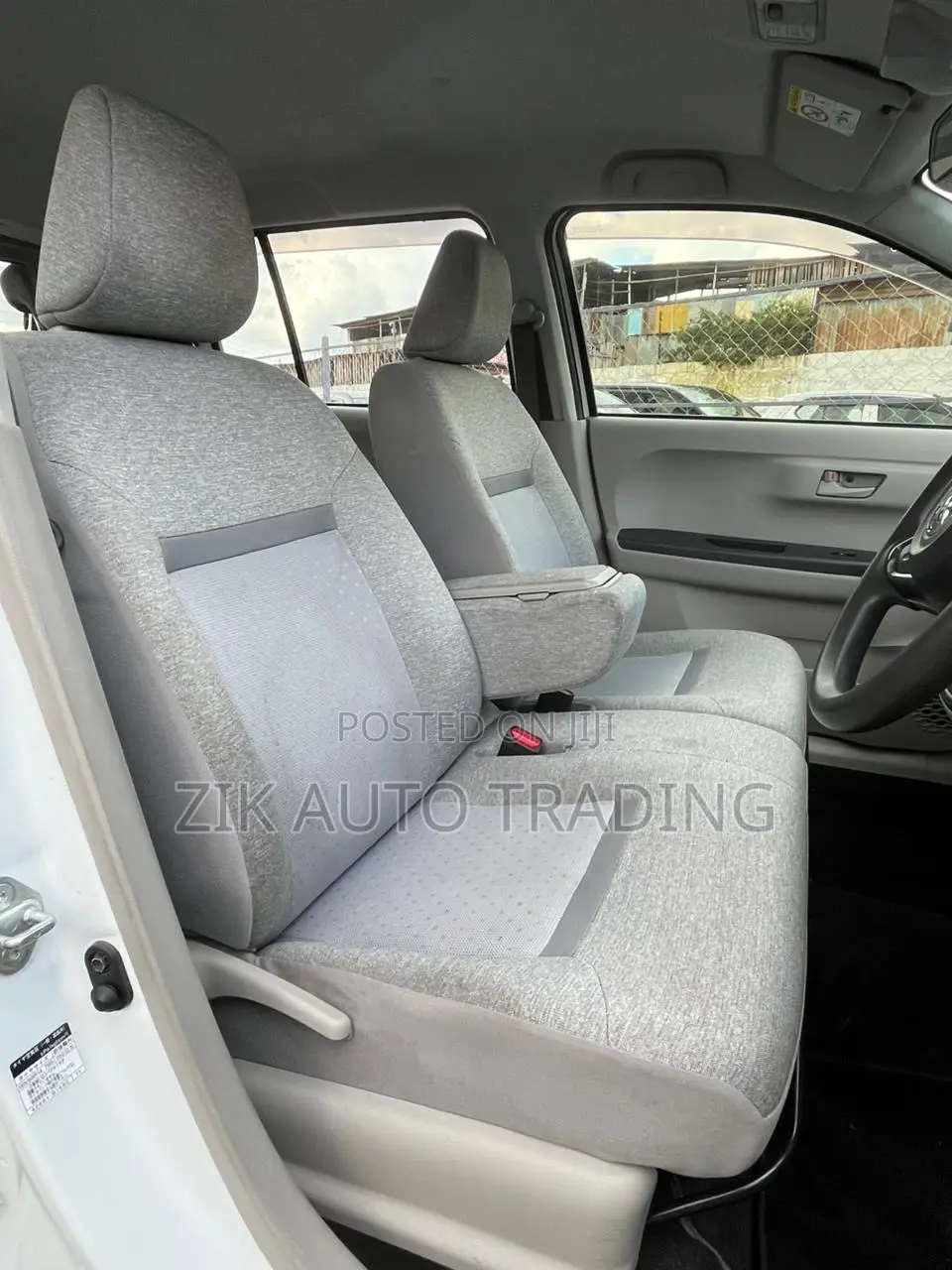 Toyota Passo 2018 White