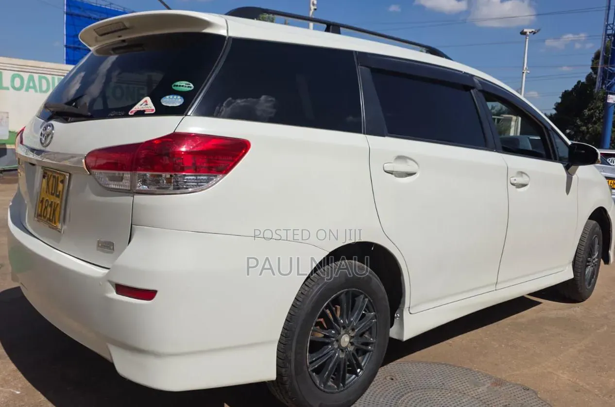 Toyota Wish 2016