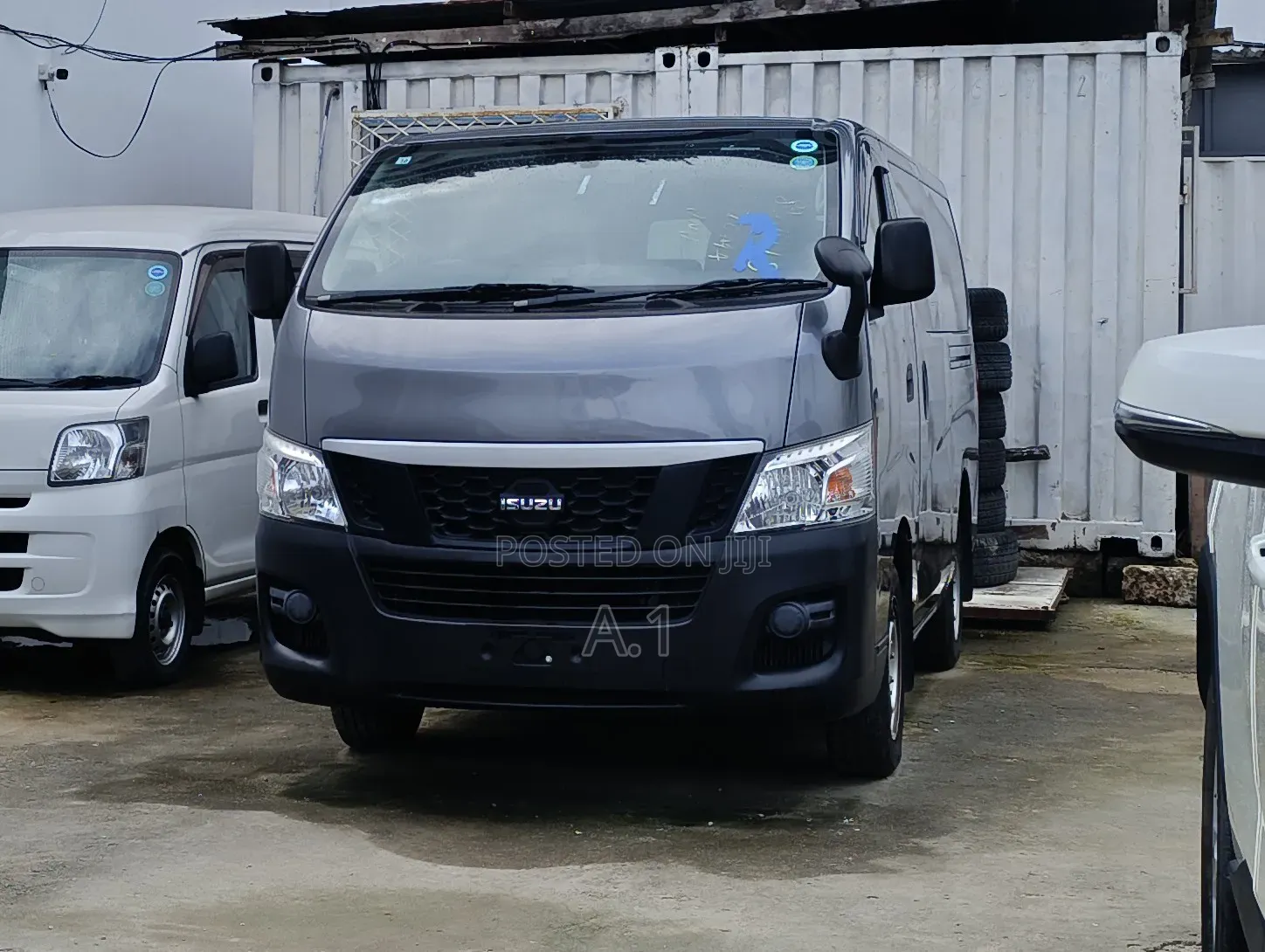 Isuzu Como 2019 Grey