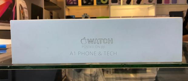 Apple Series 8 - thumbnail 3