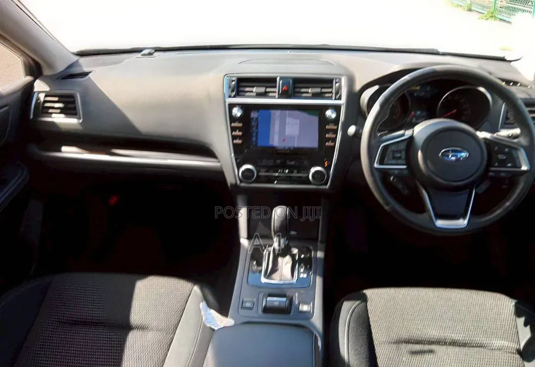 Subaru Legacy 2.5i Premium AWD 2019 Silver