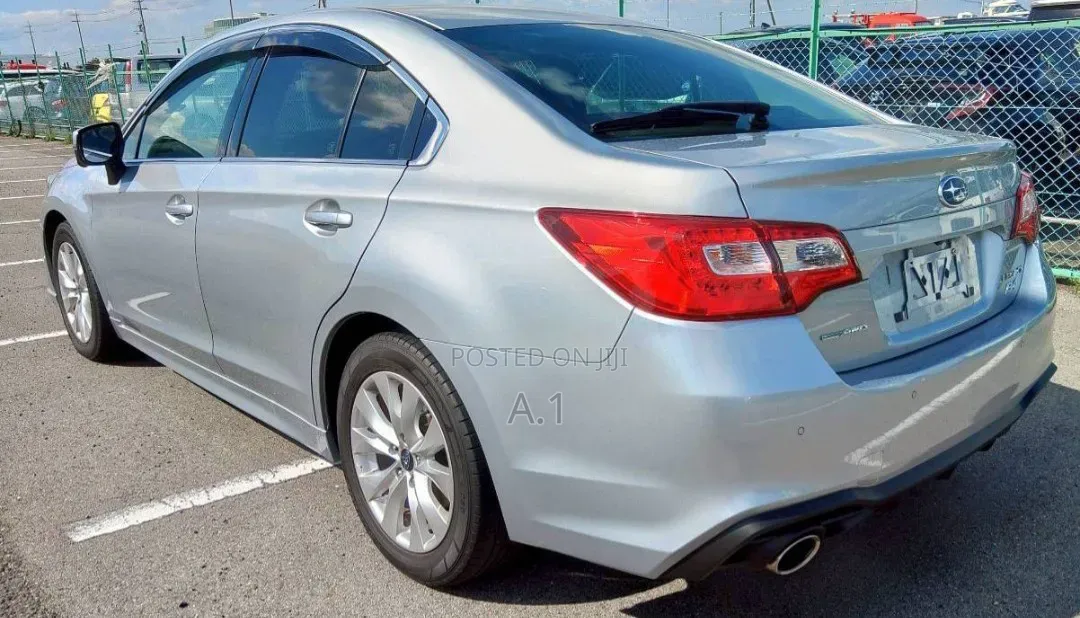 Subaru Legacy 2.5i Premium AWD 2019 Silver