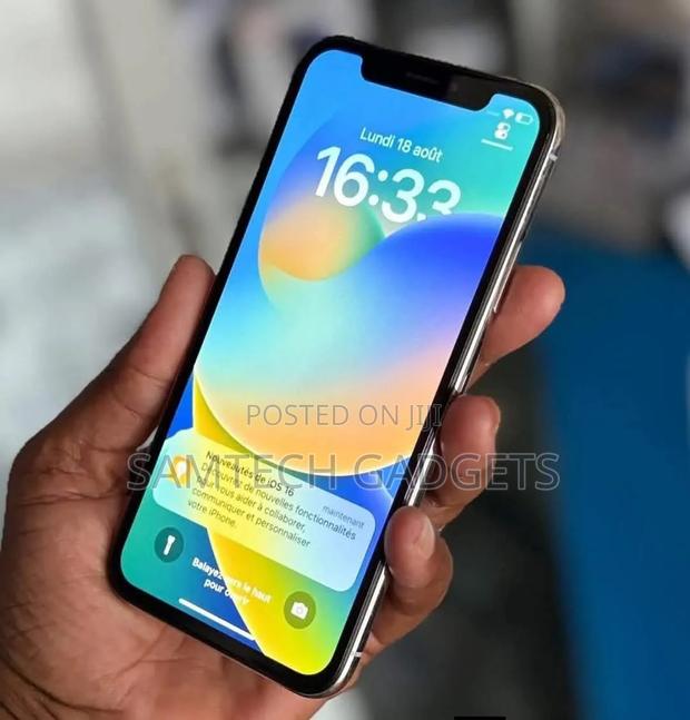 Apple iPhone X 256 GB White - thumbnail 2