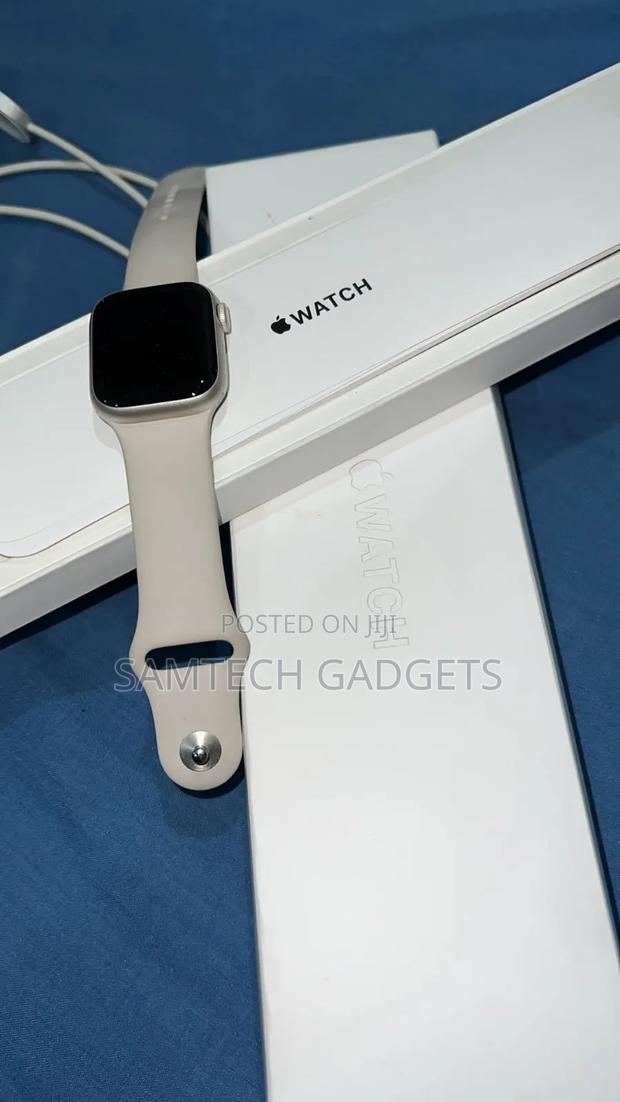 Apple Watch Series 8 - thumbnail 2