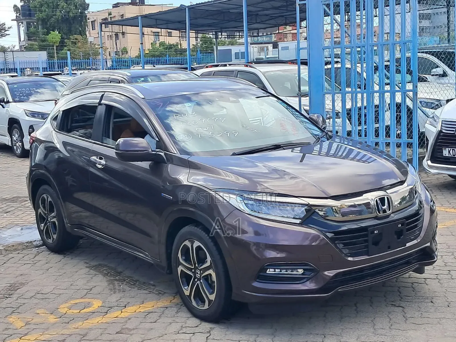 Honda Vezel 1.5 Hybrid 2WD 2019 Purple
