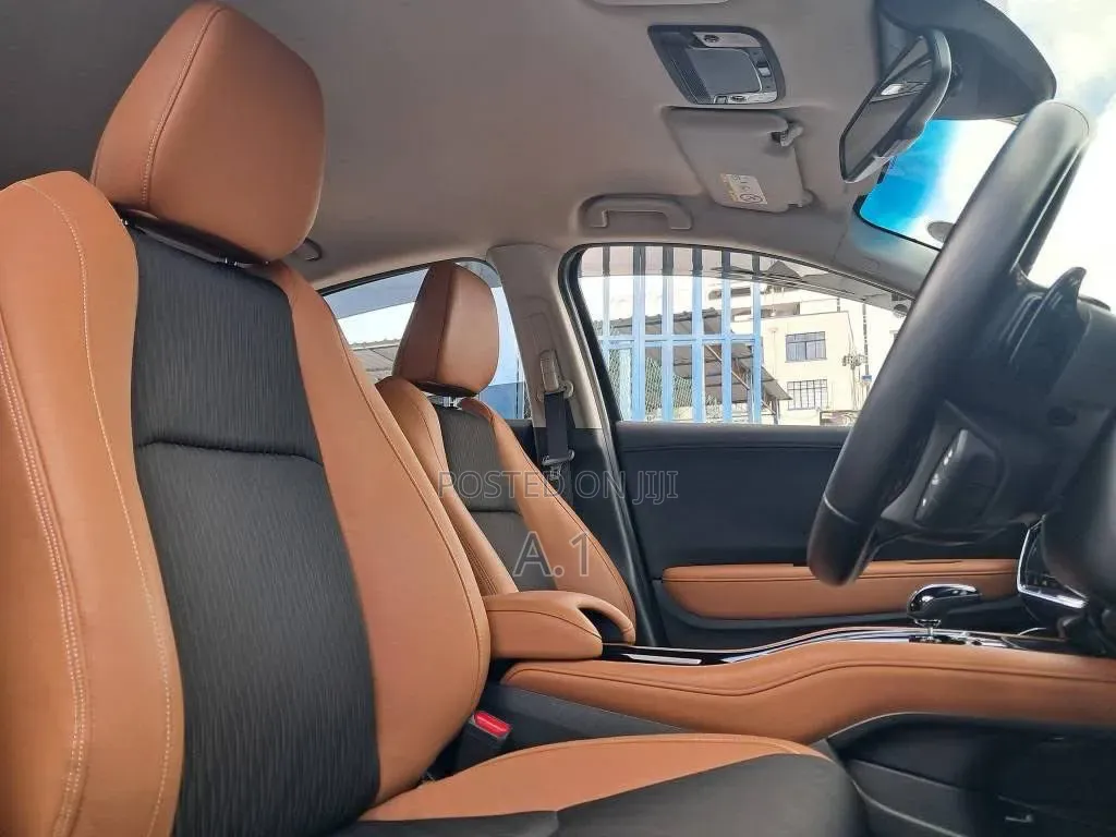 Honda Vezel 1.5 Hybrid 2WD 2019 Purple