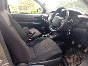 Toyota Hilux 2024