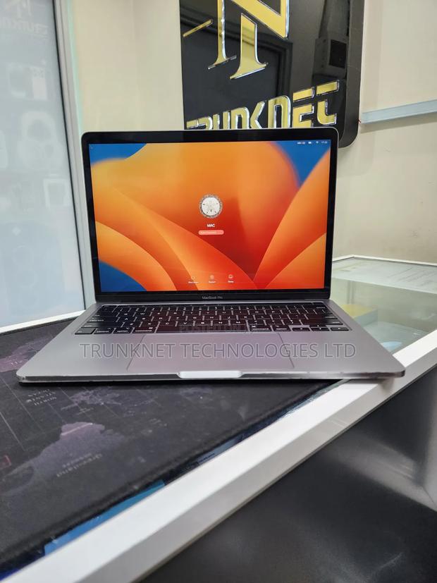 Laptop Apple MacBook Pro 2020 16GB Intel Core i7 SSD 512GB - main view