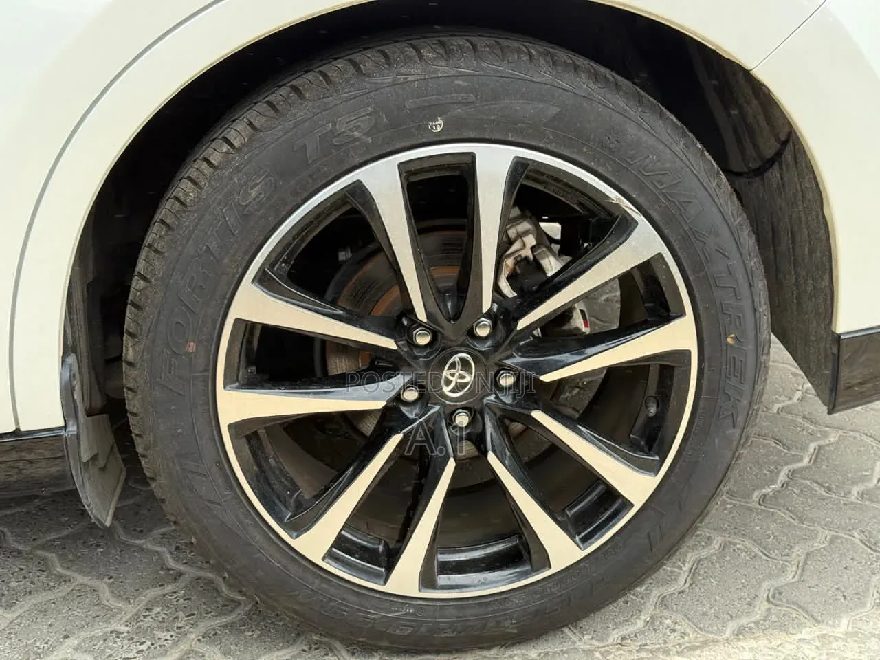 Toyota Harrier 2.0 Turbo GR Sport 2019 White