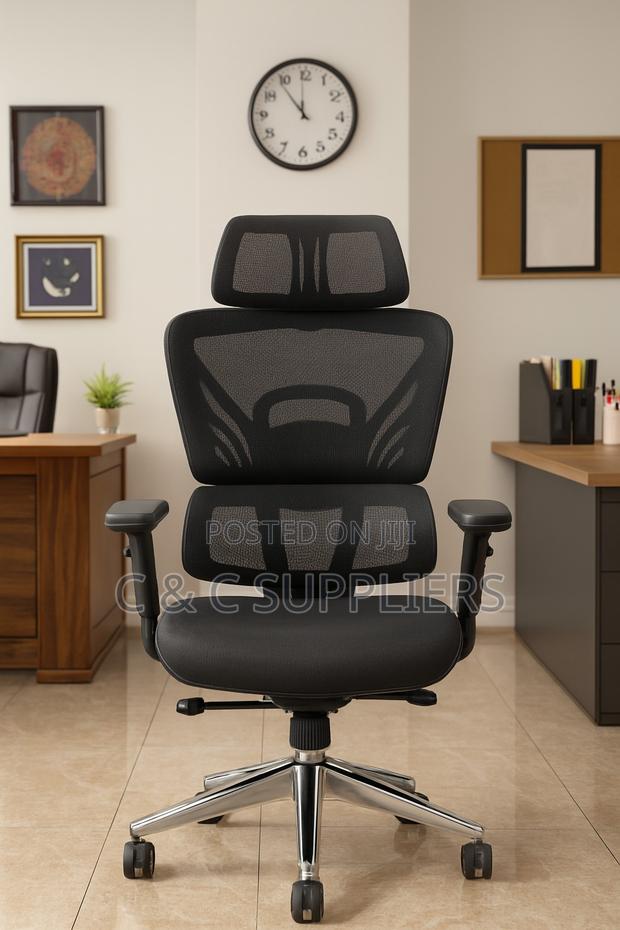 Modern Orthopedic Mesh Office Seat