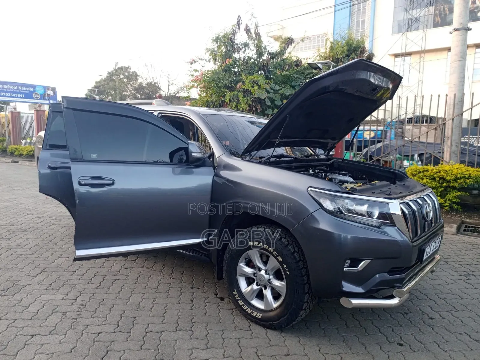 Toyota Land Cruiser Prado 2011 Gray