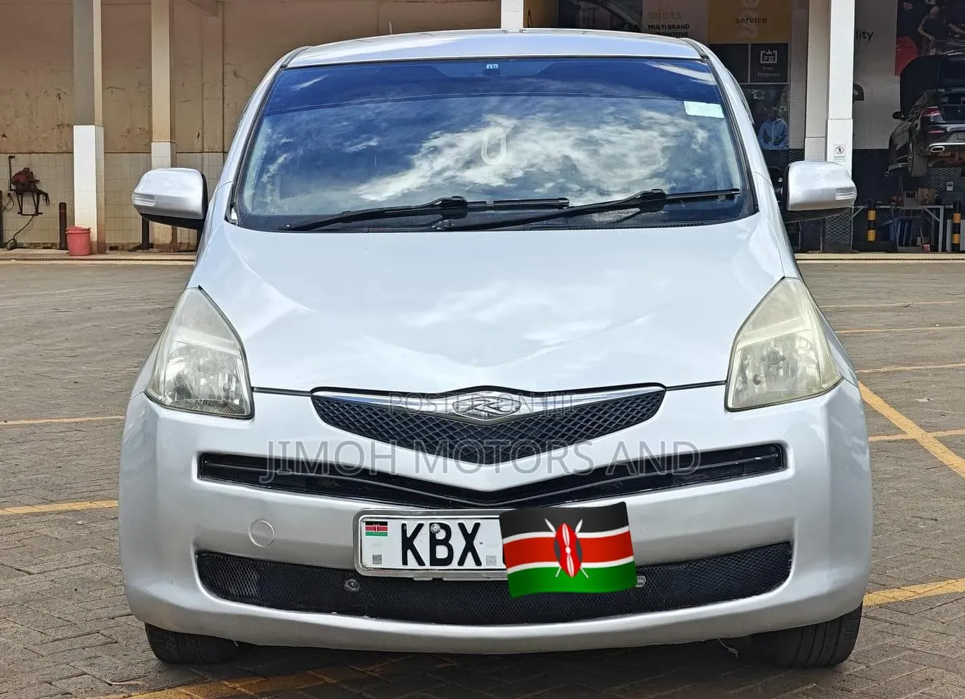 Toyota Ractis 2007 Silver