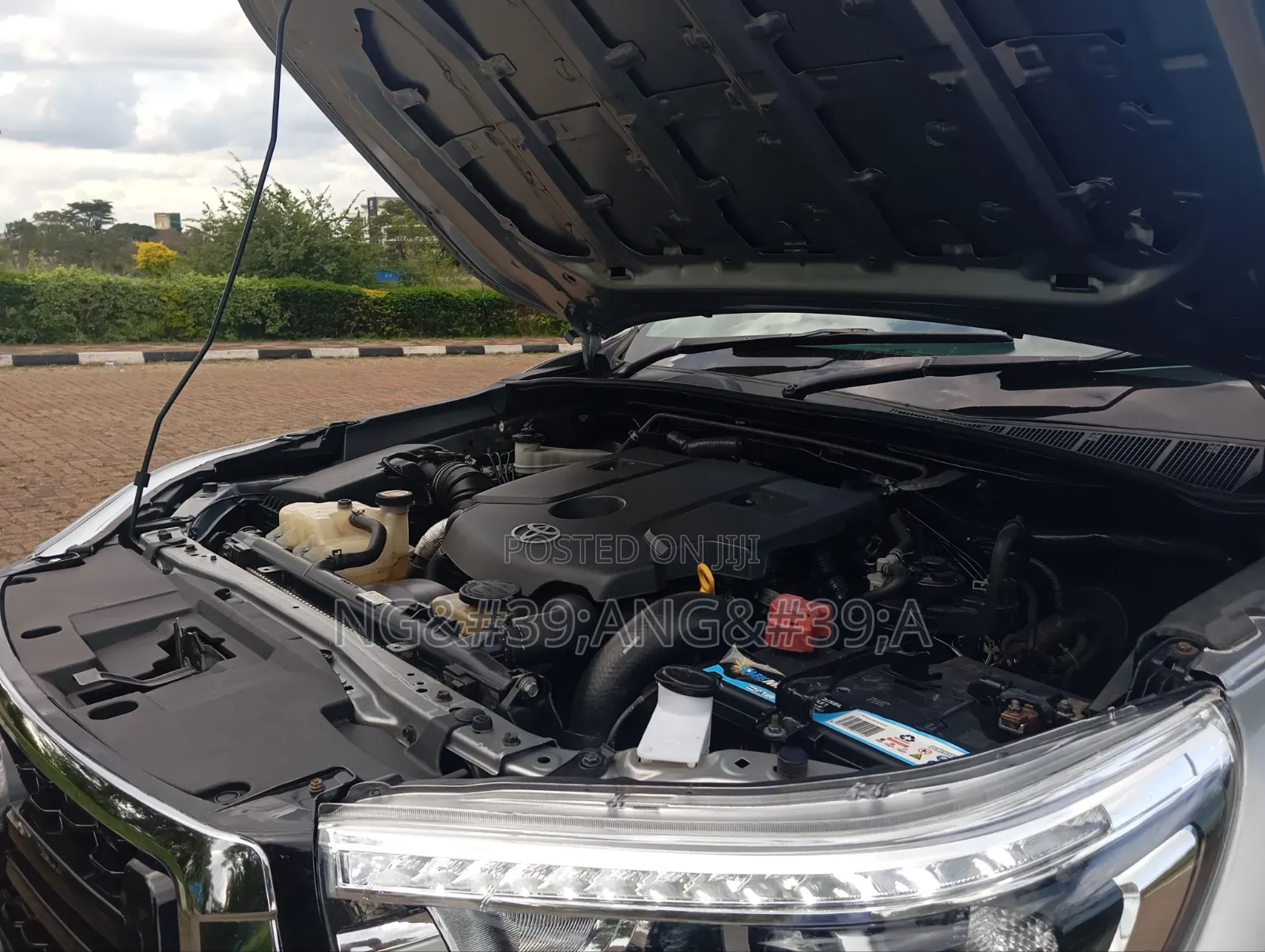 Toyota Hilux 2015 Silver