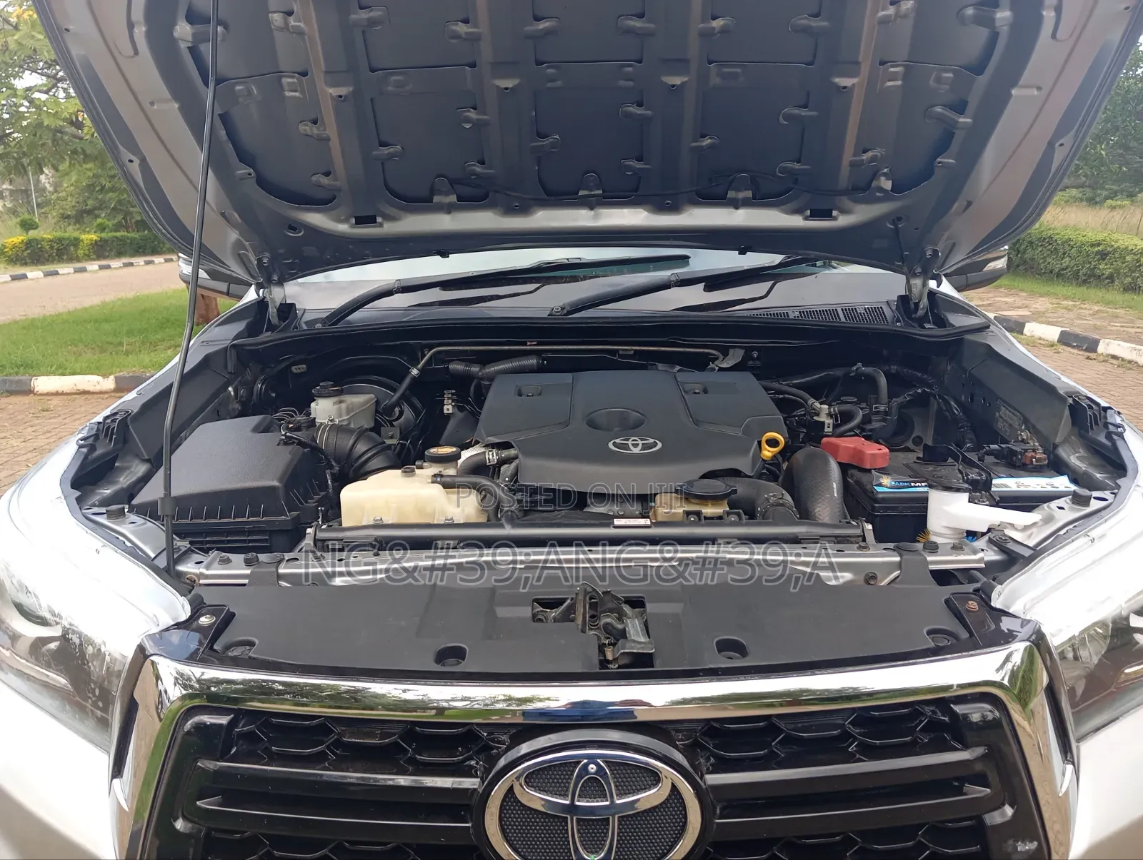 Toyota Hilux 2015 Silver