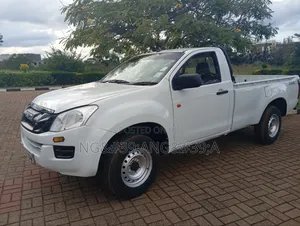 Isuzu D-MAX 2014 White