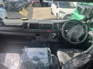 Toyota Granace 2019 White
