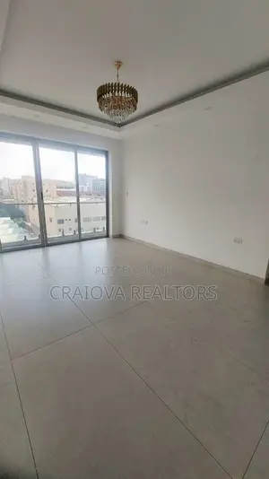 4bdrm Duplex in Spring Valley for sale