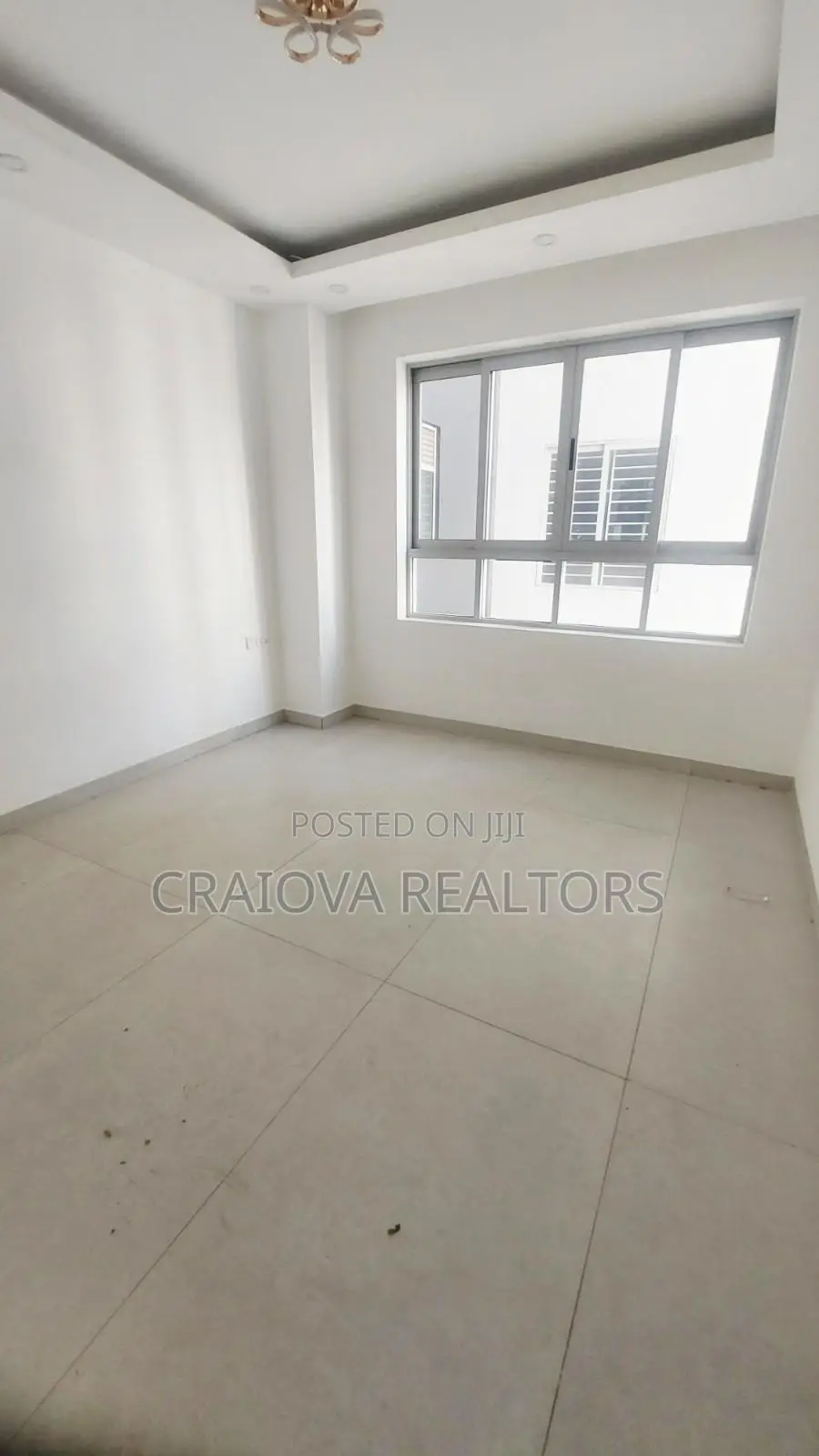 4bdrm Duplex in Spring Valley for rent