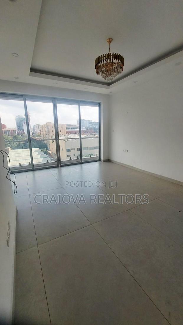4bdrm Duplex in Spring Valley for rent - thumbnail 2