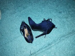 Ladies Shoes