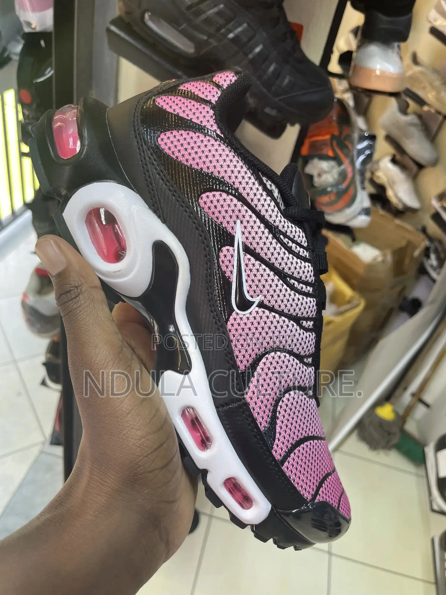 New Design Nike Tn Sneakers