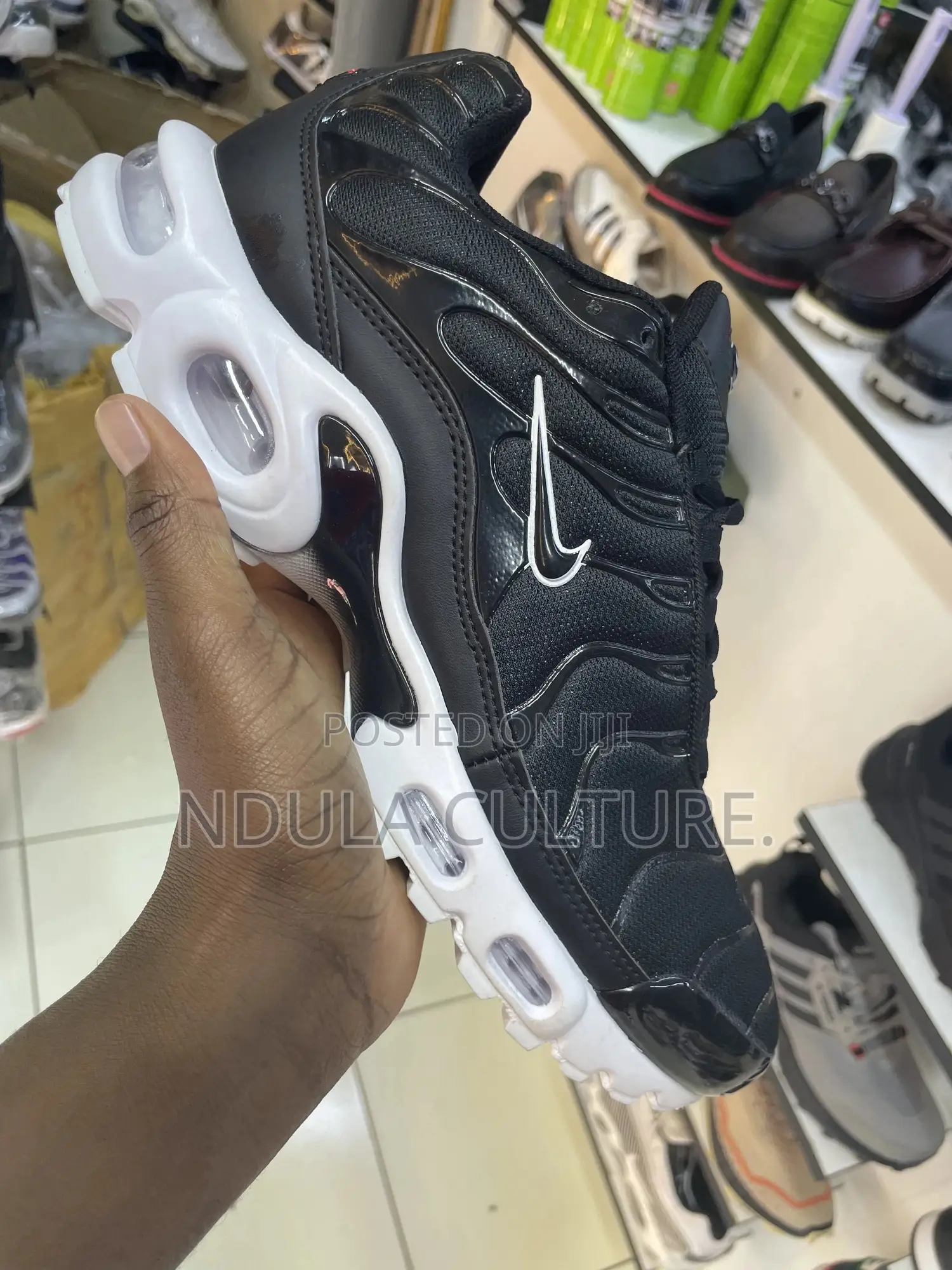 New Design Nike Tn Sneakers
