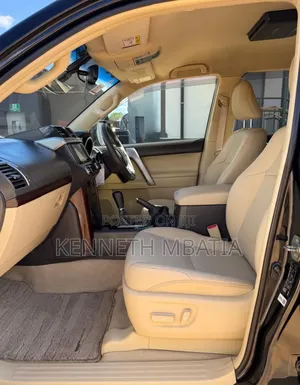 Toyota Land Cruiser Prado 2016 Black