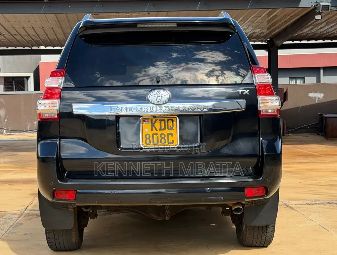 Toyota Land Cruiser Prado 2016 Black