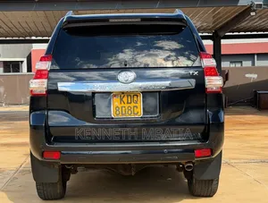 Toyota Land Cruiser Prado 2016 Black