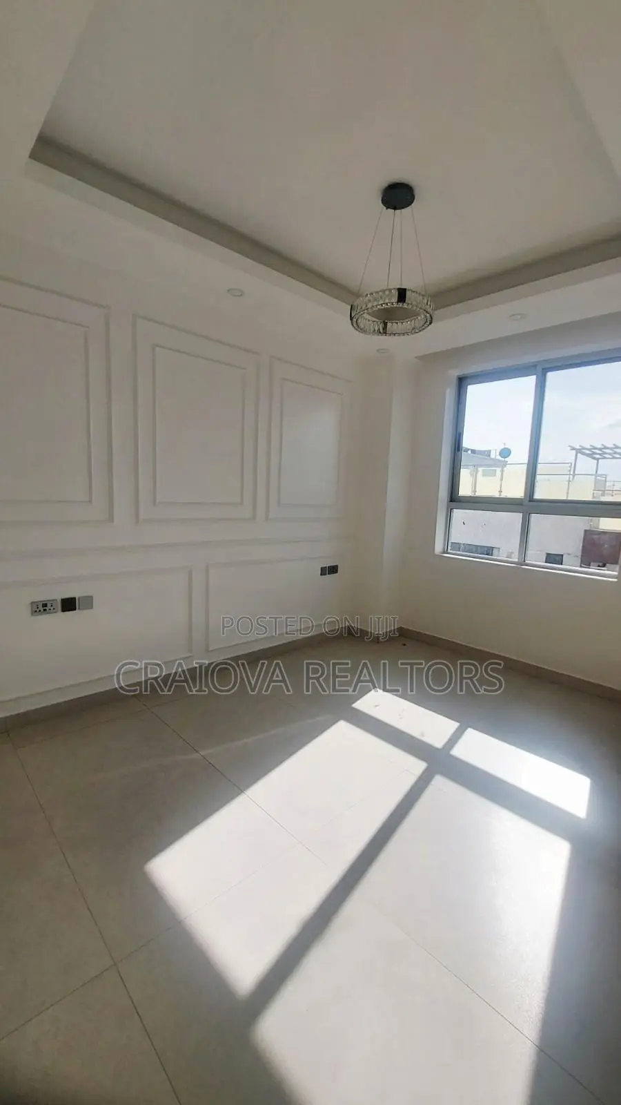 4bdrm Duplex in Spring Valley for rent