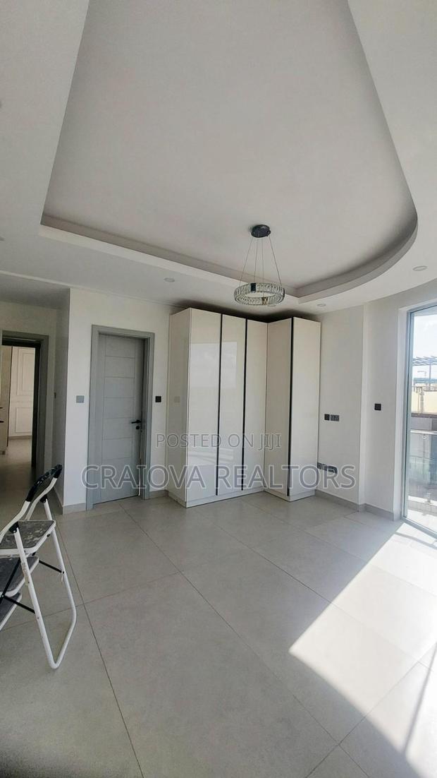 4bdrm Duplex in Spring Valley for rent - thumbnail 11