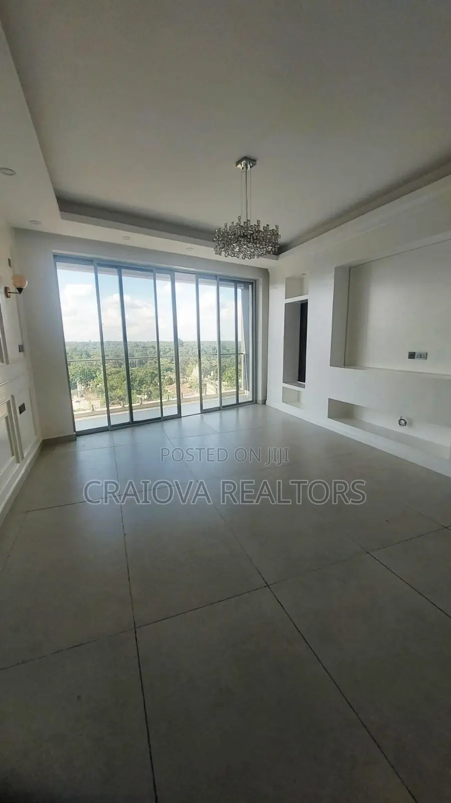4bdrm Duplex in Spring Valley for rent