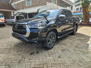 Toyota Hilux Revo Double Cab Deisel 2.4 AWD 2020 Black