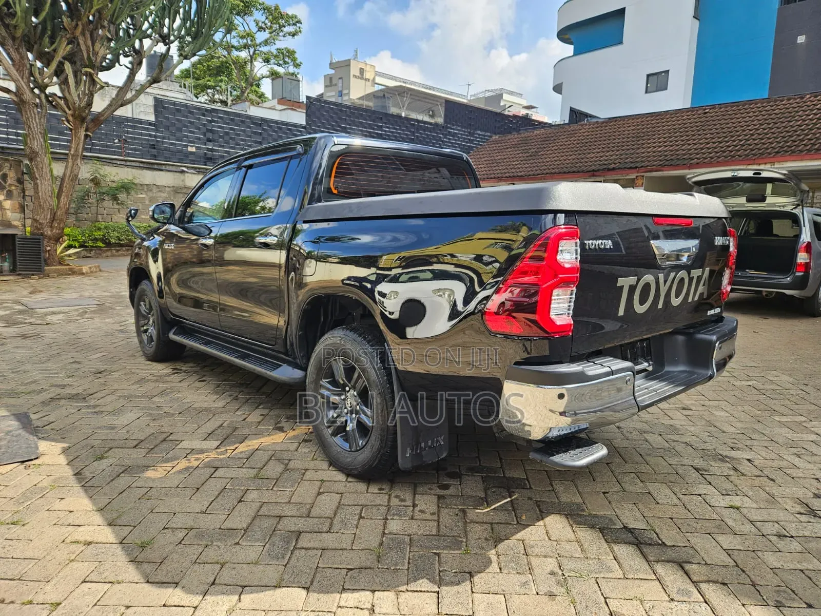 Toyota Hilux Revo Double Cab Deisel 2.4 AWD 2020 Black