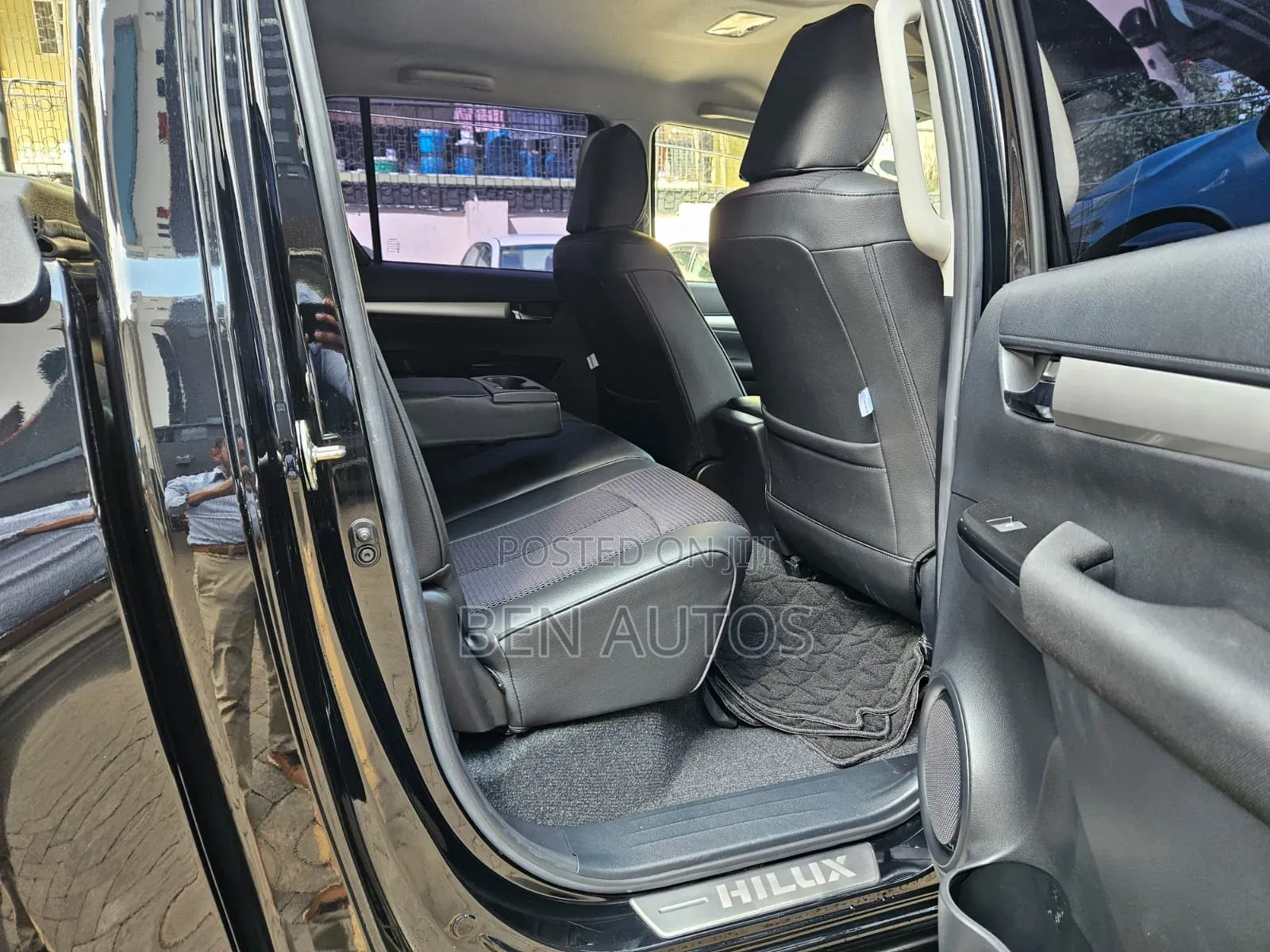 Toyota Hilux Revo Double Cab Deisel 2.4 AWD 2020 Black