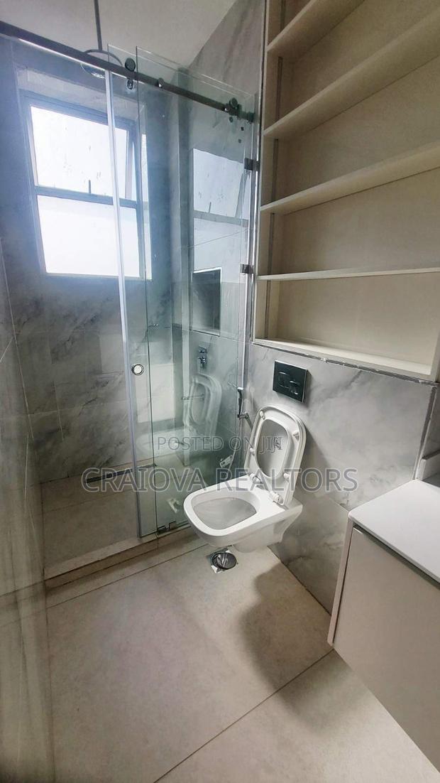 4bdrm Duplex in Spring Valley for sale - thumbnail 9
