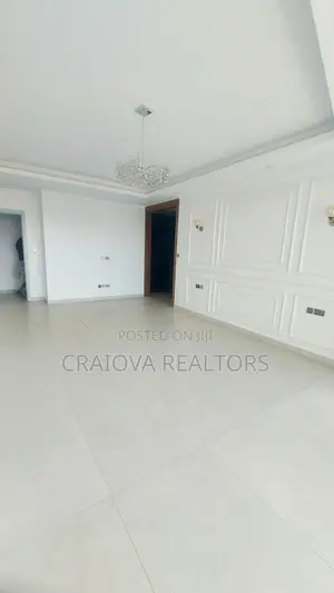 4bdrm Duplex in Spring Valley for sale