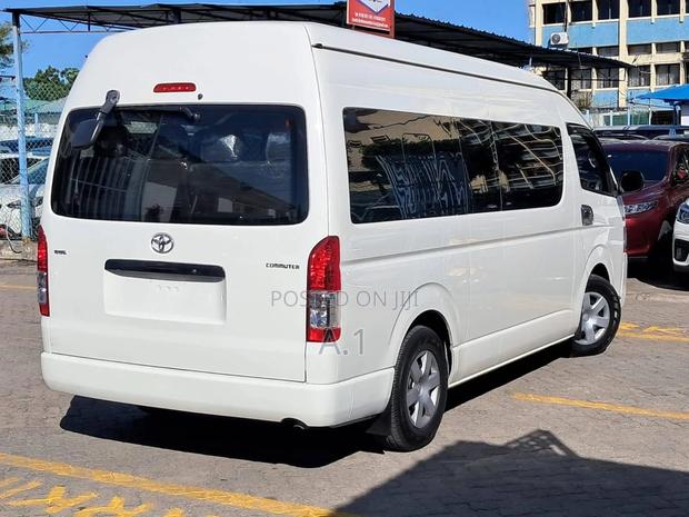 Toyota Granvia 2019 White - thumbnail 7