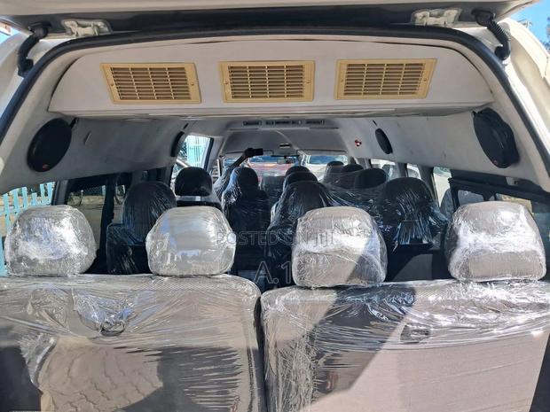 Toyota Granvia 2019 White - thumbnail 6
