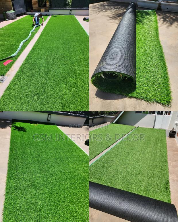 Artificial Green Grass Carpets in Full Length/Width - main view