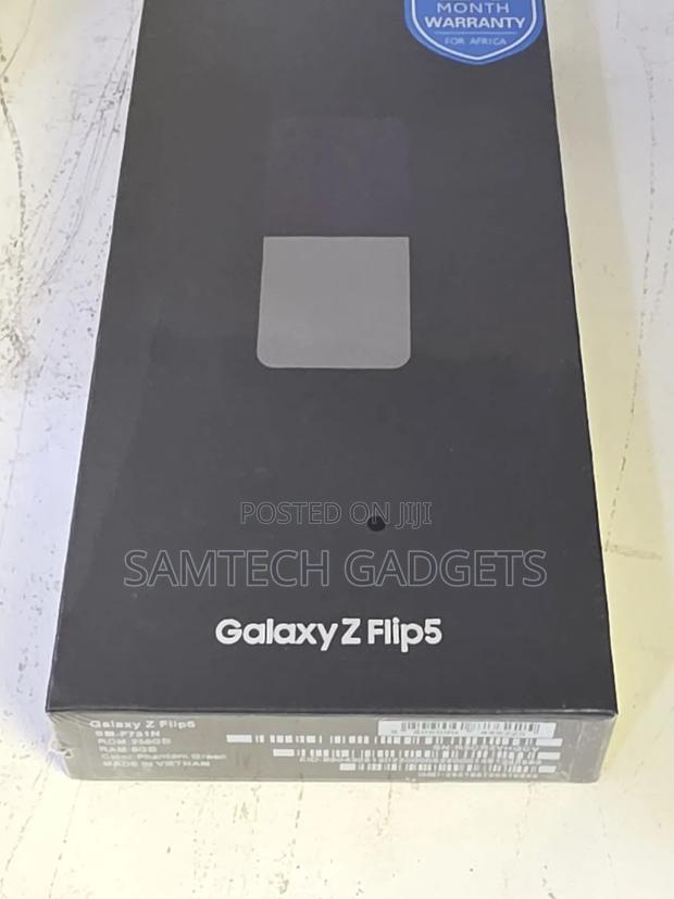 New Samsung Galaxy Z Flip 5 256 GB Green