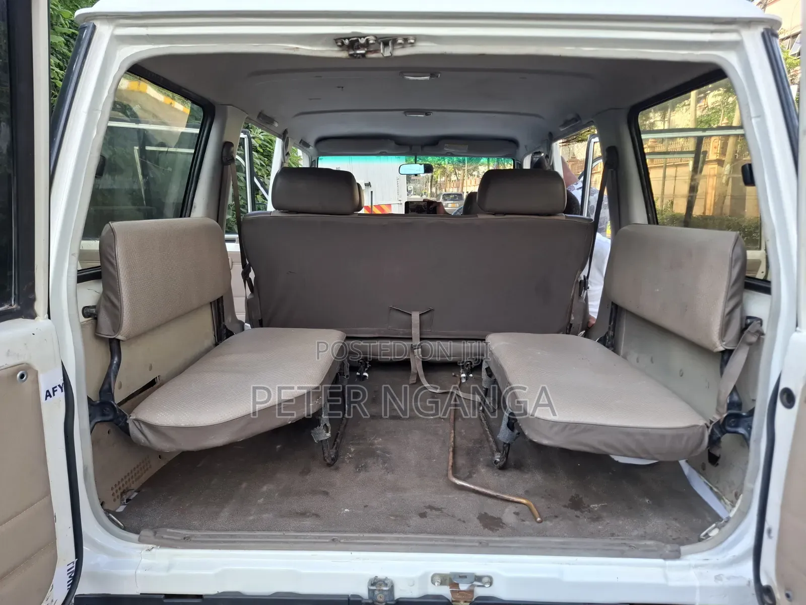 Toyota Land Cruiser 2013 White